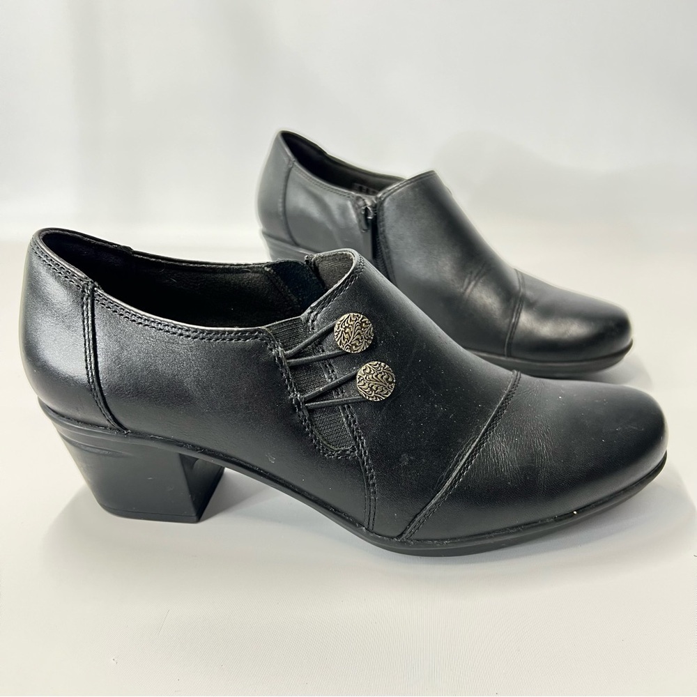 CLARKS Size Women's Emslie Warren Slip-On Loafer